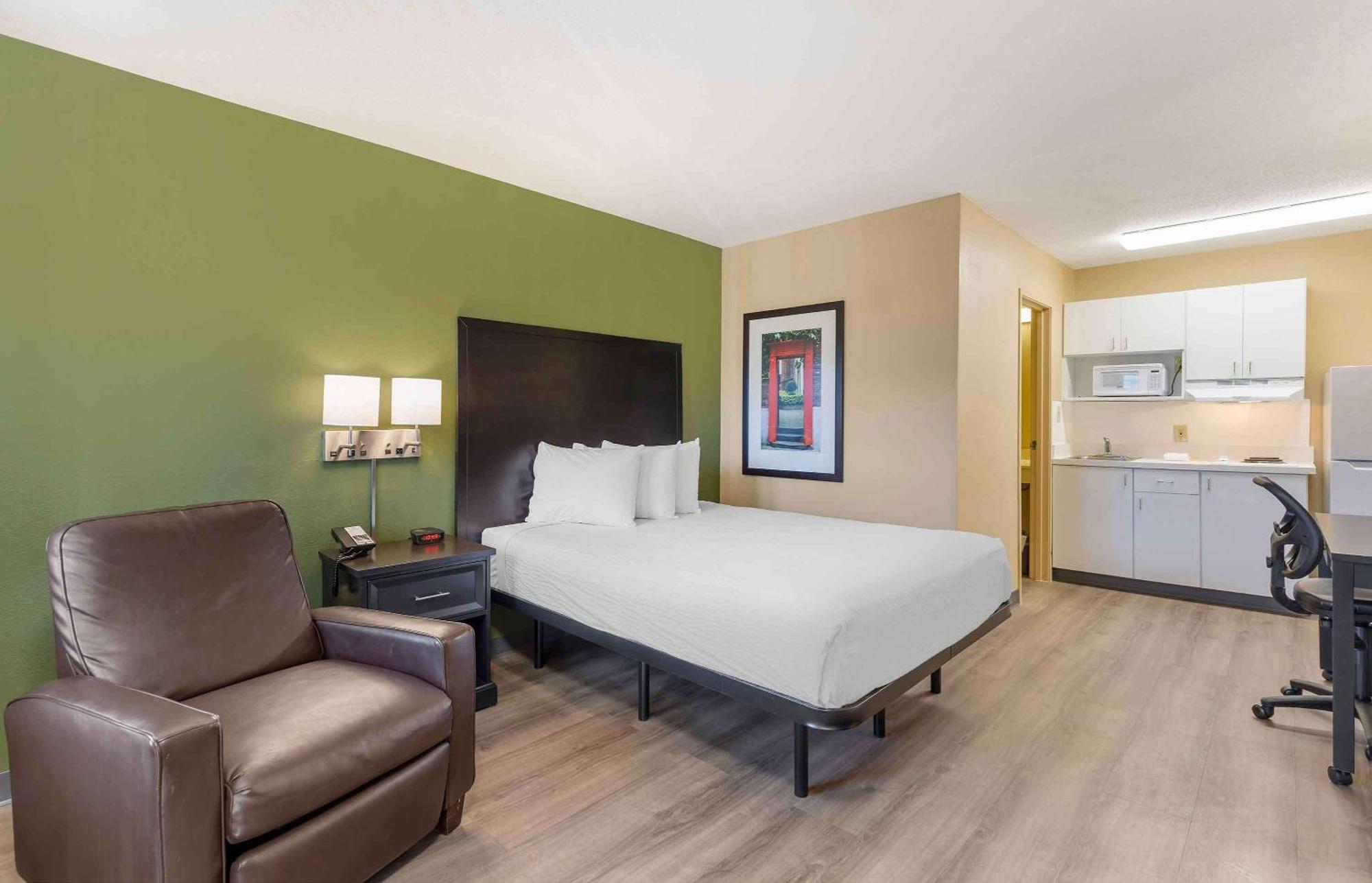 Extended America - St Louis - Westport - E Lackland Rd Hotel