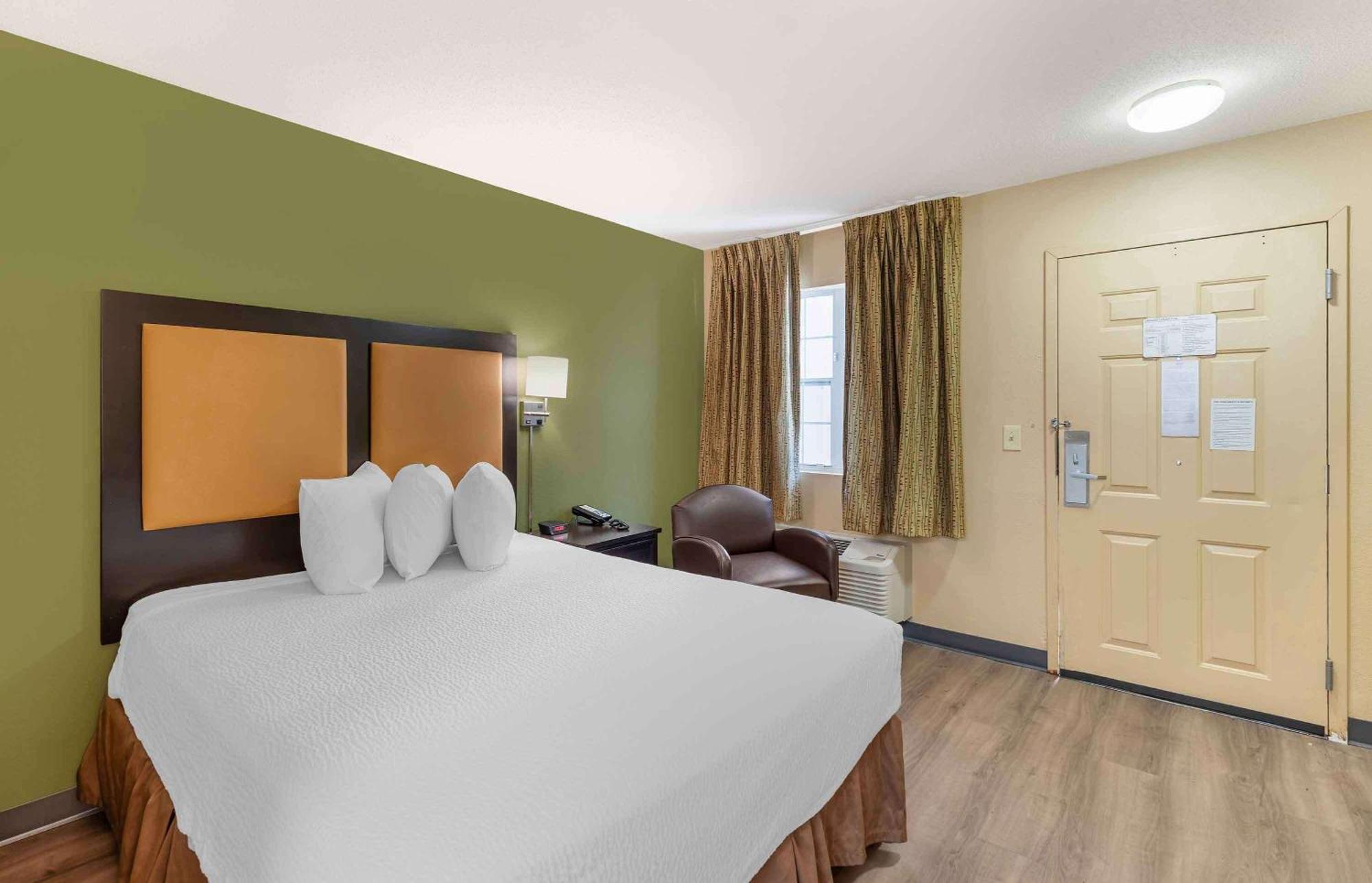 Hotel Extended America - St Louis - Westport - E Lackland Rd 2*