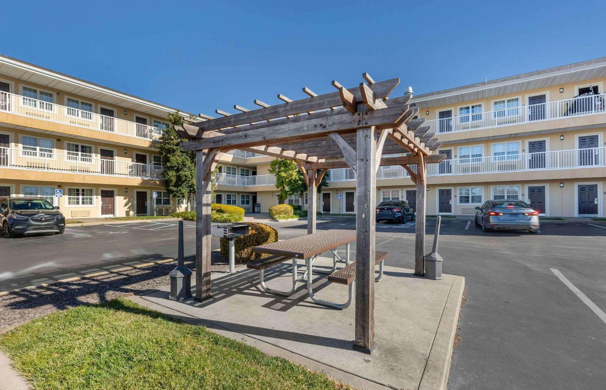 Hotel Extended America - St Louis - Westport - E Lackland Rd Maryland Heights